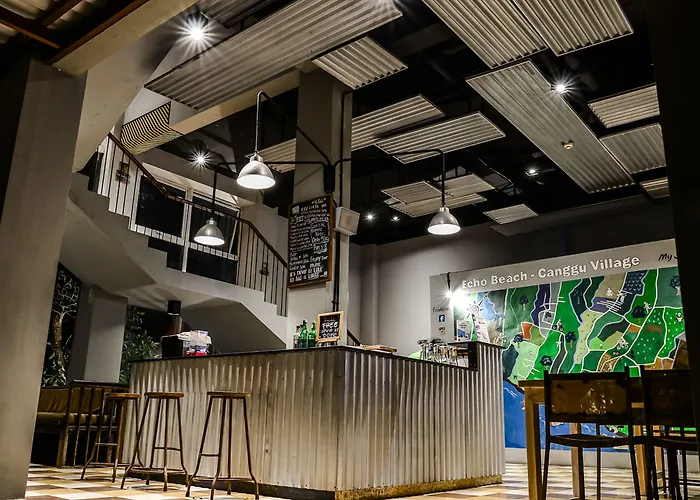 Frii Bali Echo Hotel