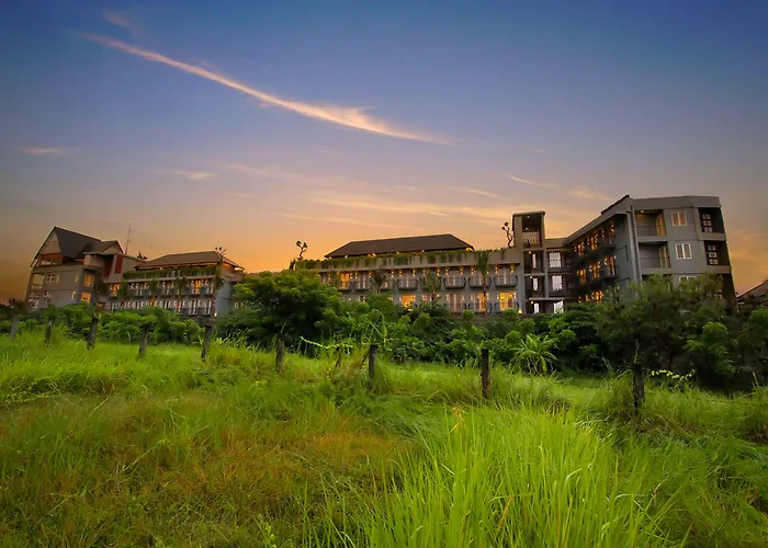 Frii Bali Echo Hotel 3*